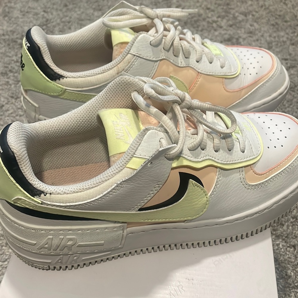 Wmns Nike Air Force 1 shadow